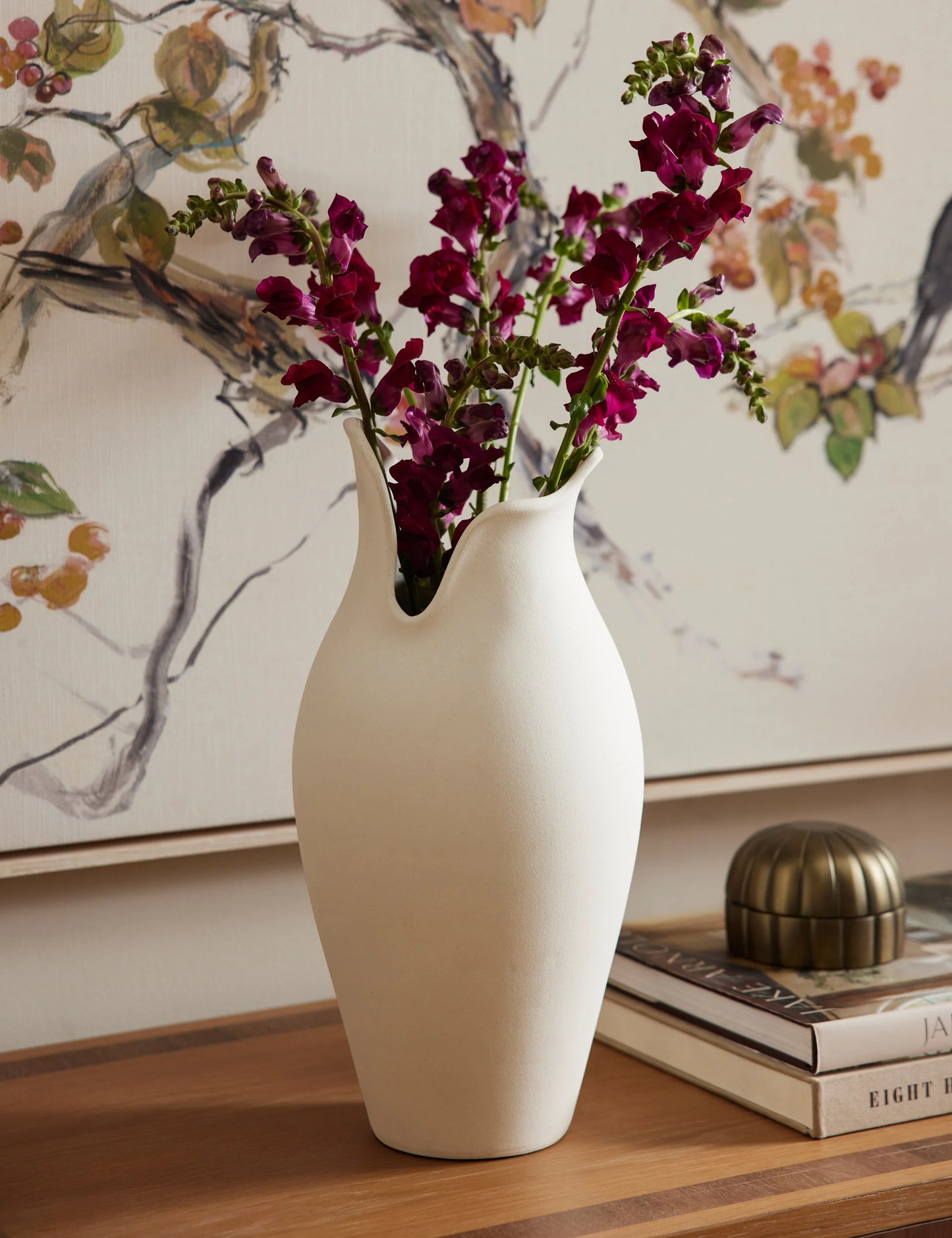 HRCOLLECTIBLES - Avayah Vase