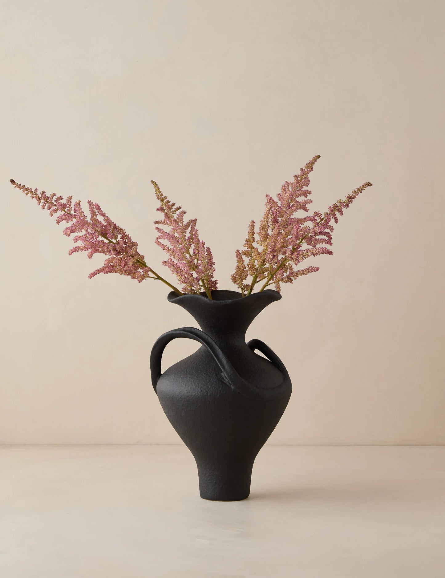 HRCOLLECTIBLES - Karme Vase