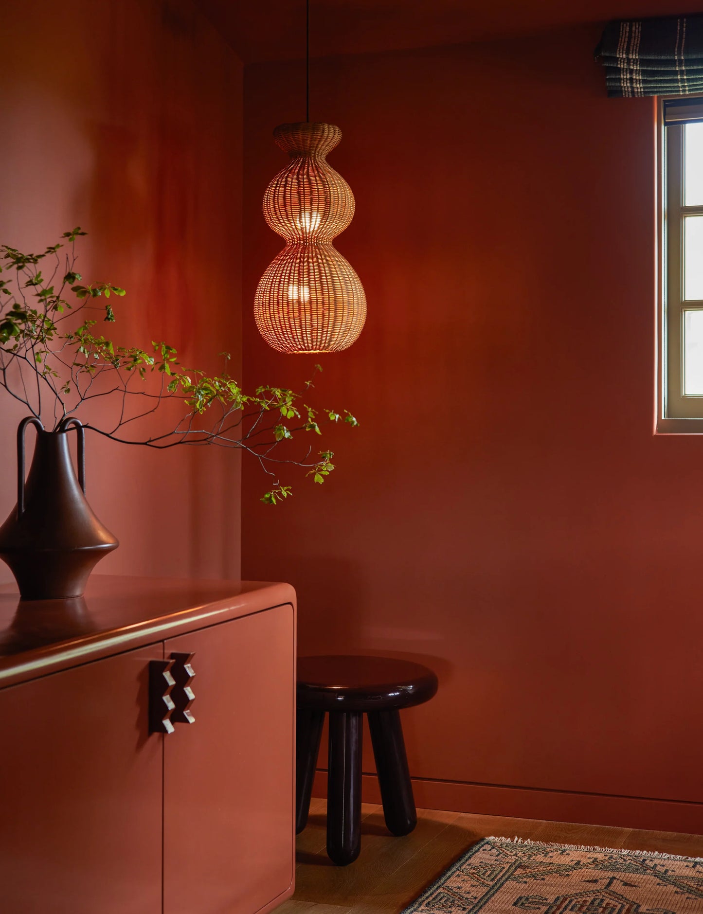 HRCOLLECTIBLES - Syna Vase
